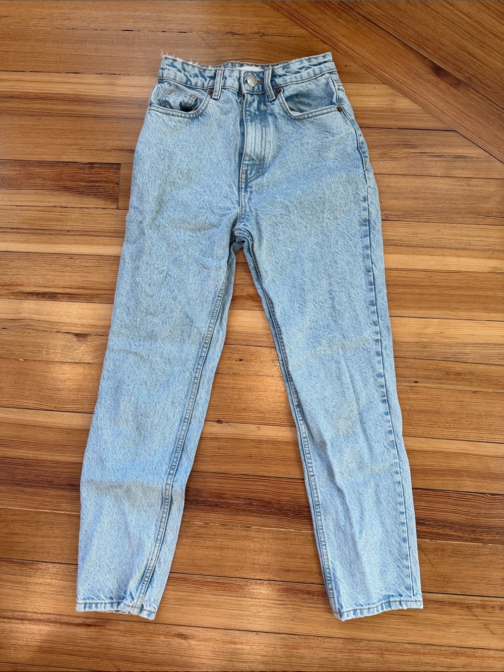 Zara Light Blue High-Rise Women’s Jeans